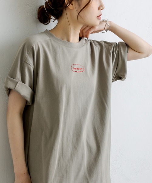 PUAL CE CIN（ピュアルセシン）の「ロゴフロッキー／刺繍Tシャツ（Tシャツ/カットソー・レディース・ベージュ/ピンク/ブルー/ナチュラル・FREE）」の5枚目の写真