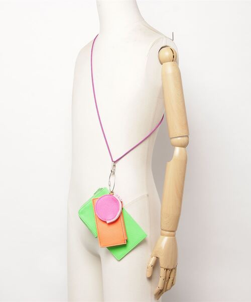 TASINAMI(タシナミ)の「TASINAMI 蛍光レザー マルチポーチショルダー (TA-2062)(ショルダーバッグ・レディース・グリーン系その他/イエロー系その他/オレンジ系その他/ピンク系その他・FREE)」の12枚目の写真