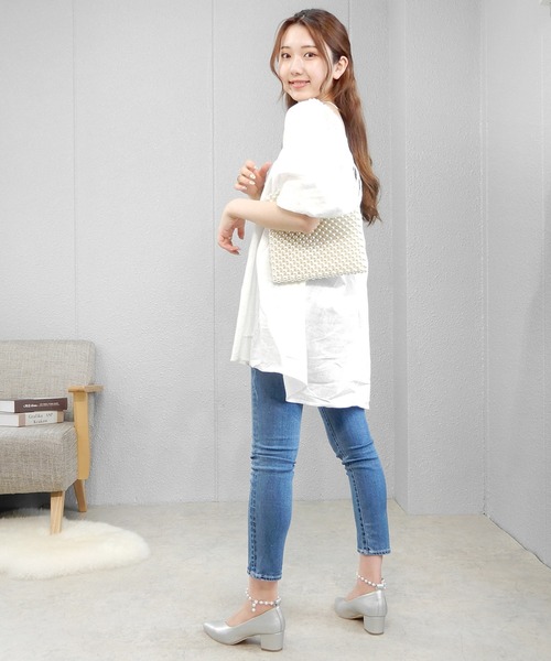 alala（アララ）の「4WAYアンクレットヒールパンプス　＜ パール・チェーン＞（パンプス・レディース・ブラック/アイボリー/ブラック系1/ブルー系1/シルバー・S/M/L/LL）」の16枚目の写真