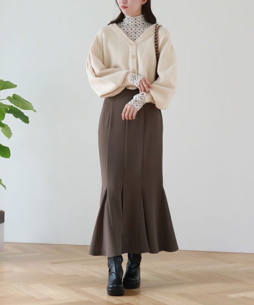 archives(アルシーヴ)の「マチ付きマーメイドスカート(無地)(スカート・レディース・チャコールグレー/ブラック/ブラウン/アイボリー/ダークブラウン・MEDIUM)」の1枚目の写真