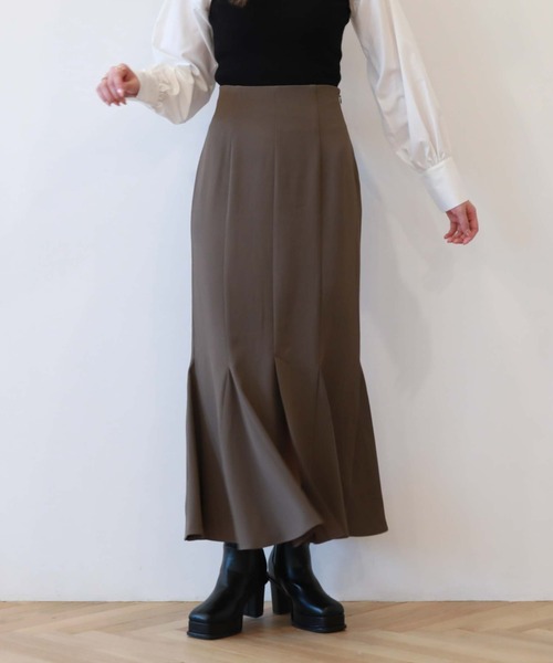 archives(アルシーヴ)の「マチ付きマーメイドスカート(無地)(スカート・レディース・チャコールグレー/ブラック/ブラウン/アイボリー/ダークブラウン・MEDIUM)」の14枚目の写真
