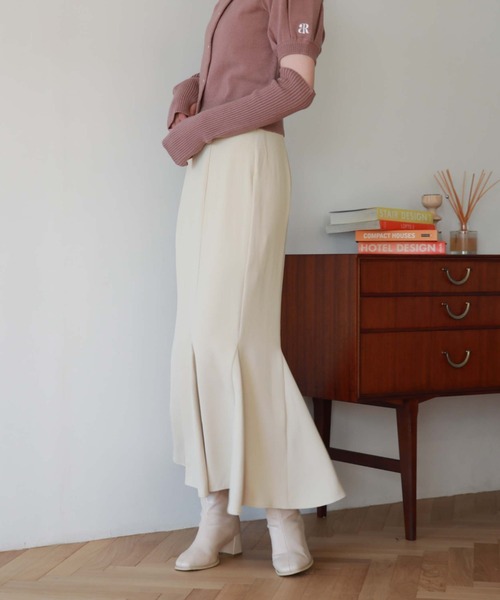 archives(アルシーヴ)の「マチ付きマーメイドスカート(無地)(スカート・レディース・チャコールグレー/ブラック/ブラウン/アイボリー/ダークブラウン・MEDIUM)」の7枚目の写真