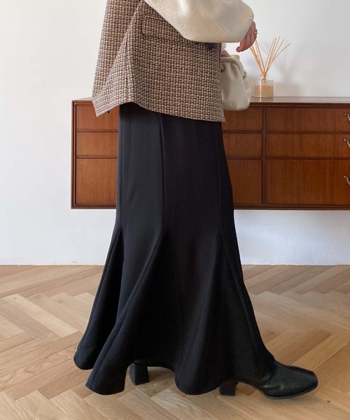 archives(アルシーヴ)の「マチ付きマーメイドスカート(無地)(スカート・レディース・チャコールグレー/ブラック/ブラウン/アイボリー/ダークブラウン・MEDIUM)」の22枚目の写真