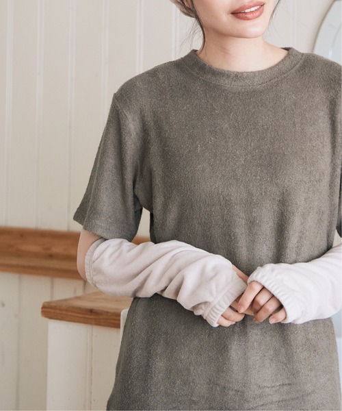 sleeping.com（スリーピングドットコム）の「オリジナルの香り付き素材 ゆるふわパイルカットソーマルチウォーマー（その他ルームウェア・レディース・ベージュ/オリーブ・FREE）」の2枚目の写真