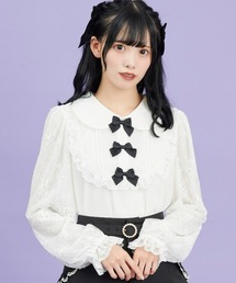 三連リボン袖レースブラウス