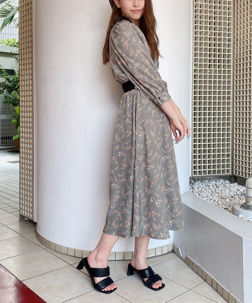 TORTE（トルテ）の「シャツギャザーワンピース（ワンピース・レディース・ホワイト系その他/ブラック系その他/グリーン系その他/ライトグリーン/レッド系その他・FREE）」の4枚目の写真