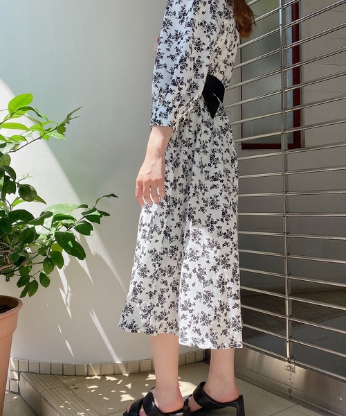 TORTE（トルテ）の「シャツギャザーワンピース（ワンピース・レディース・ホワイト系その他/ブラック系その他/グリーン系その他/ライトグリーン/レッド系その他・FREE）」の9枚目の写真