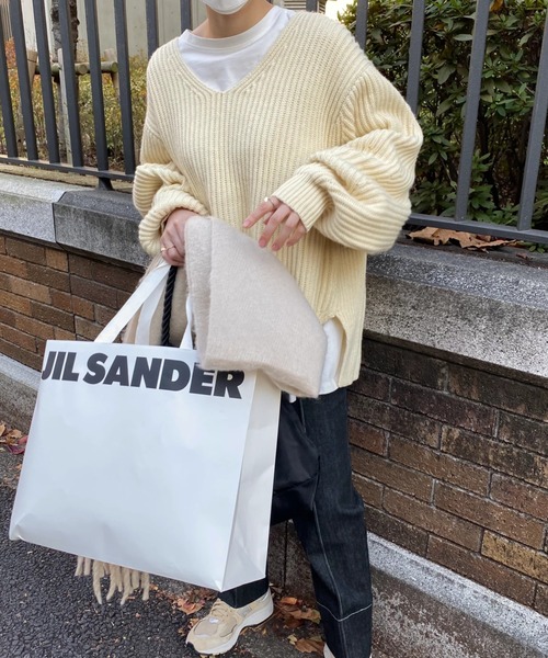 WILLFULLY（ウィルフリー）の「side cut generous long T（Tシャツ/カットソー・レディース・ホワイト/ブラック/オートミール・FREE）」の10枚目の写真