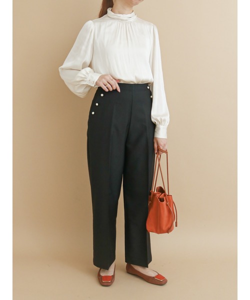 Te chichi（テチチ）の「ハイネックシャーリングカラーブラウス（シャツ/ブラウス・レディース・ネイビー/オフホワイト/ピンク・ﾌﾘ-）」の4枚目の写真