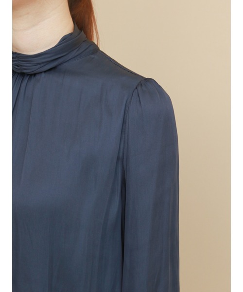 Te chichi（テチチ）の「ハイネックシャーリングカラーブラウス（シャツ/ブラウス・レディース・ネイビー/オフホワイト/ピンク・ﾌﾘ-）」の8枚目の写真