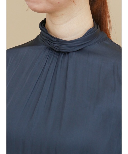 Te chichi（テチチ）の「ハイネックシャーリングカラーブラウス（シャツ/ブラウス・レディース・ネイビー/オフホワイト/ピンク・ﾌﾘ-）」の7枚目の写真