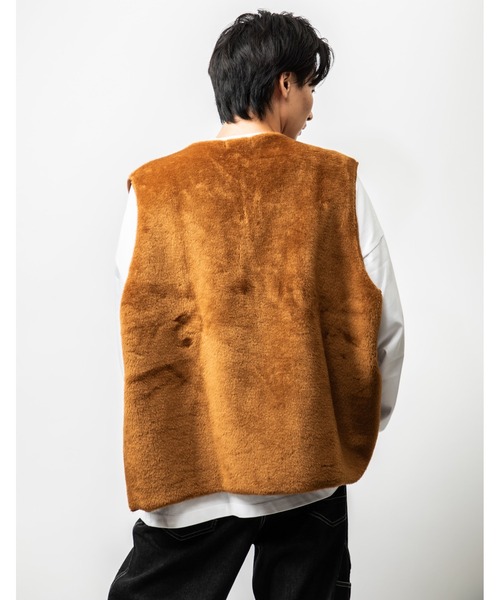 Beno(ビーノ)の「イミテーションファー ビッグベスト(ベスト・メンズ・ブラウン/ブラック/オフホワイト・M/L)」の20枚目の写真