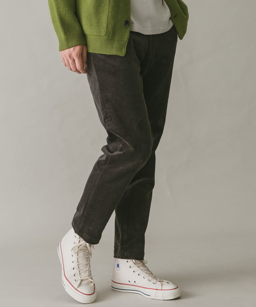 URBAN RESEARCH DOORS（アーバンリサーチドアーズ）の「コーデュロイ テーパードトラウザー（その他パンツ・メンズ・ネイビー/キャメル/グリーン/ブラウン/オフホワイト/チャコールグレー・SMALL/MEDIUM/LARGE）」の17枚目の写真