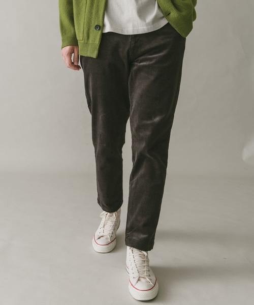 URBAN RESEARCH DOORS（アーバンリサーチドアーズ）の「コーデュロイ テーパードトラウザー（その他パンツ・メンズ・ネイビー/キャメル/グリーン/ブラウン/オフホワイト/チャコールグレー・SMALL/MEDIUM/LARGE）」の20枚目の写真