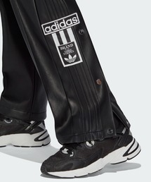 adidas フェイクレザー アディブレイクパンツ / アディダスオリジナルス セール】フェイクレザー アディブレイクパンツ / アディダス