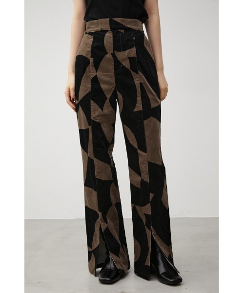 AZUL by moussy(アズールバイマウジー)の「GEOMETRIC FLARE PT/ジオメトリックフレアーパンツ(その他パンツ・レディース・ブラウン系その他/ホワイト系その他・SMALL/MEDIUM)」の15枚目の写真