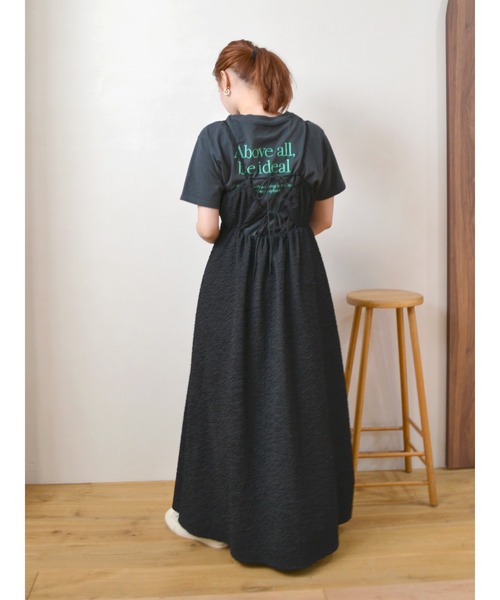 Ungrid（アングリッド）の「カラーエンブロイダリーTee（Tシャツ/カットソー・レディース・チャコールグレー/オフホワイト/ピンク/グリーン/オレンジ・FREE）」の16枚目の写真