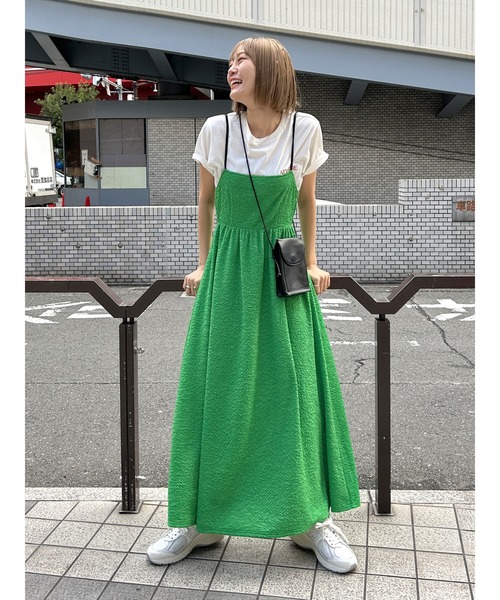 Ungrid（アングリッド）の「カラーエンブロイダリーTee（Tシャツ/カットソー・レディース・チャコールグレー/オフホワイト/ピンク/グリーン/オレンジ・FREE）」の18枚目の写真