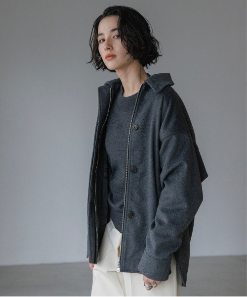 TENTO(テント)の「ステンカラー ビーバーショートコート(ステンカラーコート・レディース・ベージュ/チャコールグレー・38/36)」の12枚目の写真