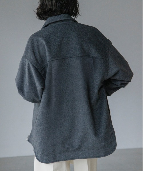 TENTO(テント)の「ステンカラー ビーバーショートコート(ステンカラーコート・レディース・ベージュ/チャコールグレー・38/36)」の14枚目の写真