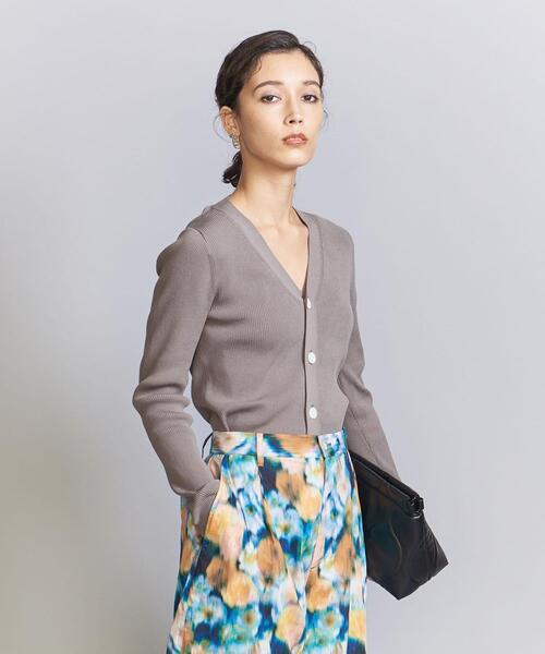 H BEAUTY&YOUTH リブVネックカーディガン　2025 今期 H BEAUTY&YOUTH リブVネックカーディガン 2025 今期 - メルカリ