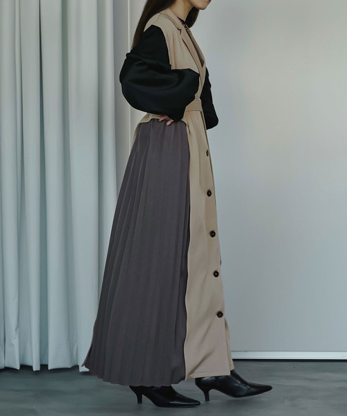 Ezick(エジック)の「Partial pleats トレンチルックワンピース(ワンピース・レディース・ライトベージュ/ブラック・FREE)」の19枚目の写真