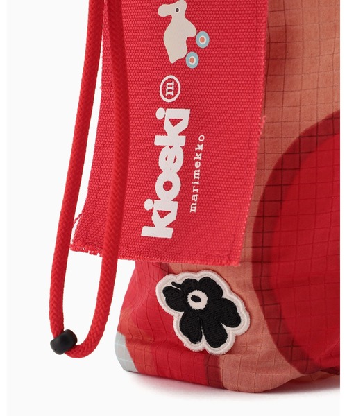 【marimekko】Funny Bottle Bag Kruuna ボトルケース marimekko（マリメッコ）の「Kruuna / Funny Bottle Bag pouch