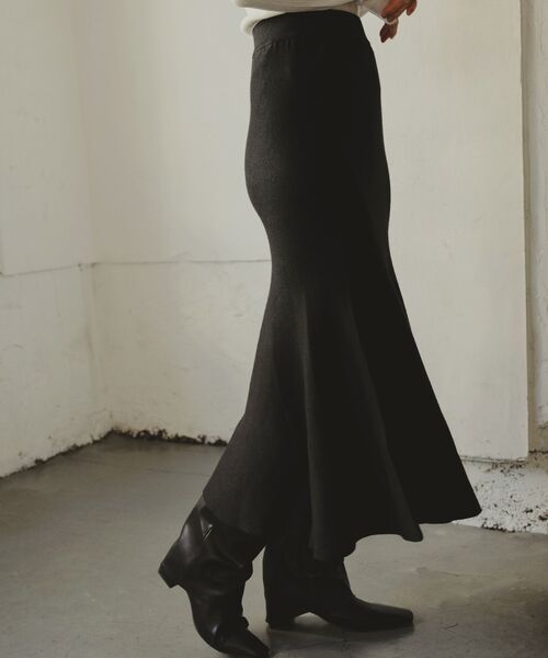 Kari & lili(カウリアンドリィリィ)の「mermaid knit sk(スカート・レディース・ダークグレー/ブラック/ベージュ・FREE)」の4枚目の写真