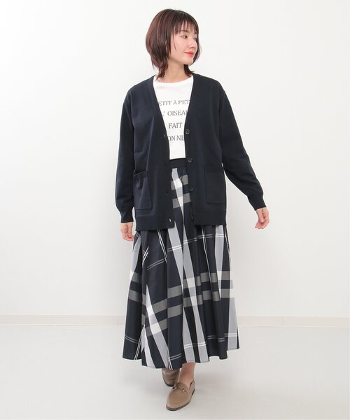 ikka（イッカ）の「GOKU楽 Vネックニットカーディガン（カーディガン/ボレロ・レディース・グリーン/ライトグレー/ネイビー・M/L）」の21枚目の写真