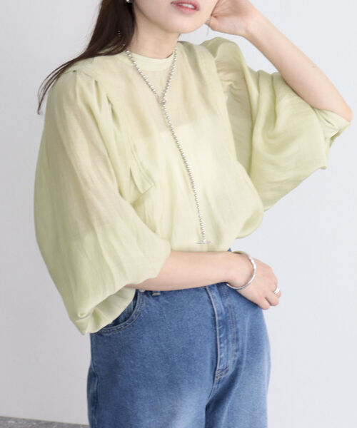 fredy emue(フレディエミュ)の「前開きギャザースリーブブラウス(シャツ/ブラウス・レディース・ブラック/アイボリー/サックスブルー/ラベンダー/ライトグリーン・38)」の14枚目の写真