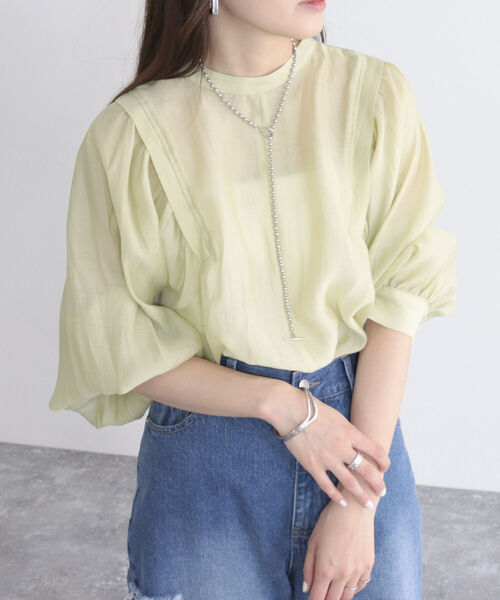 fredy emue(フレディエミュ)の「前開きギャザースリーブブラウス(シャツ/ブラウス・レディース・ブラック/アイボリー/サックスブルー/ラベンダー/ライトグリーン・38)」の15枚目の写真