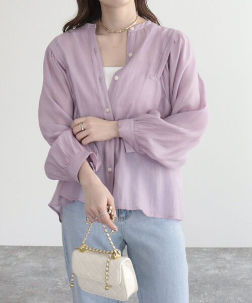 fredy emue(フレディエミュ)の「前開きギャザースリーブブラウス(シャツ/ブラウス・レディース・ブラック/アイボリー/サックスブルー/ラベンダー/ライトグリーン・38)」の16枚目の写真