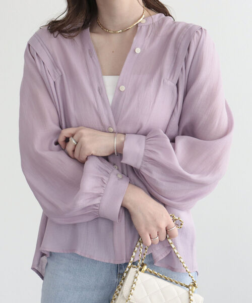 fredy emue(フレディエミュ)の「前開きギャザースリーブブラウス(シャツ/ブラウス・レディース・ブラック/アイボリー/サックスブルー/ラベンダー/ライトグリーン・38)」の18枚目の写真