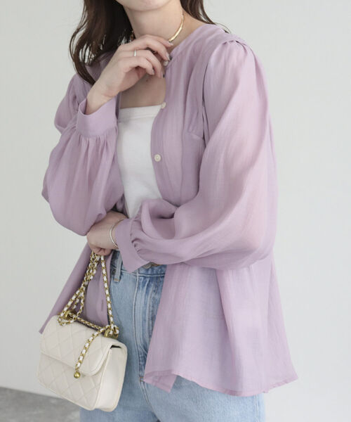 fredy emue(フレディエミュ)の「前開きギャザースリーブブラウス(シャツ/ブラウス・レディース・ブラック/アイボリー/サックスブルー/ラベンダー/ライトグリーン・38)」の20枚目の写真