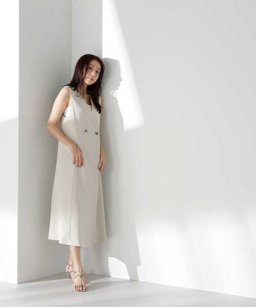 NATURAL BEAUTY BASIC(ナチュラルビューティーベーシック)の「◇リネンライクダブルボタンジャンスカ(ジャンパースカート・レディース・ベージュ/ブラック・MEDIUM)」の11枚目の写真