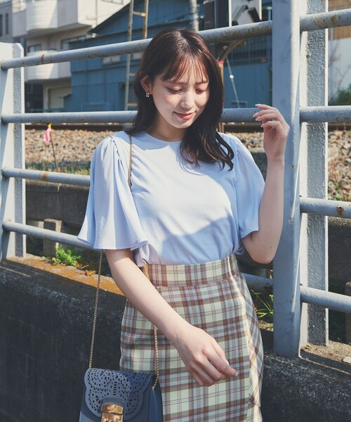 Feroux(フェルゥ)の「【UVケア】ジョーゼットフレアスリーブ Tシャツ(Tシャツ/カットソー・レディース・ホワイト系/スカイブルー系/ブラック系/ピンク系・F)」の4枚目の写真