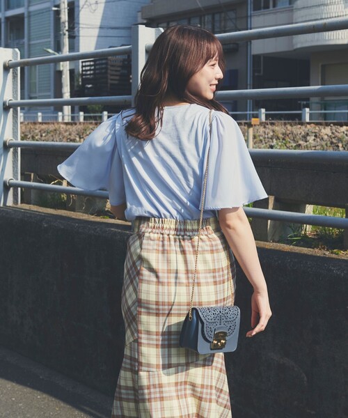 Feroux(フェルゥ)の「【UVケア】ジョーゼットフレアスリーブ Tシャツ(Tシャツ/カットソー・レディース・ホワイト系/スカイブルー系/ブラック系/ピンク系・F)」の9枚目の写真