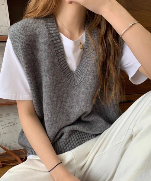 ROOPTOKYO（ループトウキョウ）の「▲Ｖ Neck Slit Knit Vest / ブイネック スリット ニットベスト（ベスト・メンズ・ブラック/グレー/レッド/イエロー/ライトベージュ・S/M）」の8枚目の写真