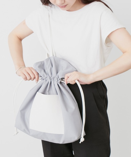 Actually（アクチュアリー）の「ナイロン 2WAYトート（トートバッグ・レディース・グレー/ブラック/ベージュ・フリー）」の10枚目の写真