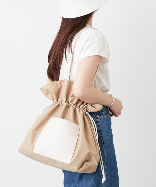 Actually（アクチュアリー）の「ナイロン 2WAYトート（トートバッグ・レディース・グレー/ブラック/ベージュ・フリー）」の13枚目の写真