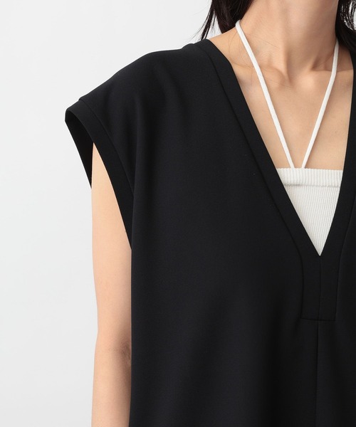 A part by（アパートバイ）の「カットVネックプルオーバーベスト（ベスト・レディース・ブラック/ブラウン/アイボリー・FREE）」の20枚目の写真