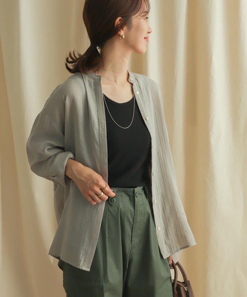 URBAN RESEARCH DOORS（アーバンリサーチドアーズ）の「ダブルガーゼバンドカラーシャツ（シャツ/ブラウス・レディース・チャコールグレー/ベージュ/ブルー・MEDIUM）」の12枚目の写真