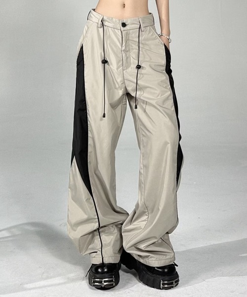 VIAVANDA STRINGS WIDE TRACK PANTS パンツ VIAVANDA（ヴィアヴァンダ）の「STRINGS WIDE TRACK PANTS