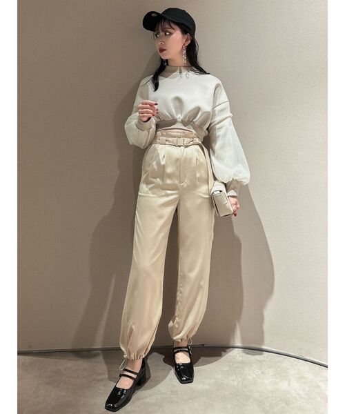 dazzlin（ダズリン）の「チュールスリーブロゴプルオーバー（Tシャツ/カットソー・レディース・チャコールグレー/ベージュ/オフホワイト・FREE）」の5枚目の写真