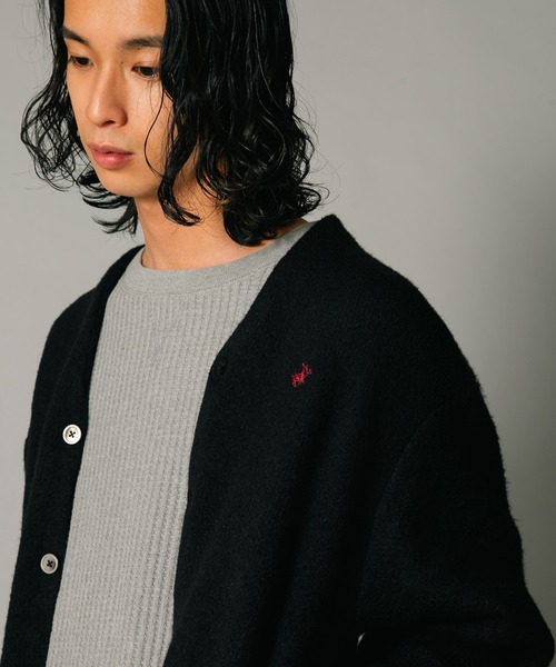 BEVERLY HILLS POLO CLUB（ビバリーヒルズポロクラブ）の「【BEVERLY HILLS POLO CLUB/ビバリーヒルズポロクラブ 】モヘアタッチ　無地　ニット　カーディガン　ワンポイントロゴ刺繍（カーディガン/ボレロ・レディース・ラベンダー/サックスブルー/レッド/ライトグリーン/ブラック/キャメル・MEDIUM/LARGE）」の2枚目の写真