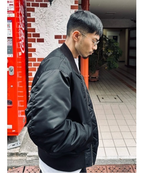 BACK NUMBER（バックナンバー）の「【BACK NUMBER】【ＥＸＴＲＡＴＨＥＲＭＯ】ＭＡ－１フライトジャケット（MA-1・メンズ・オリーブ/ブラック・L/XL/M）」の19枚目の写真