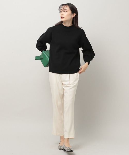 Elura(エルーラ)の「濃密なめらか袖コンニット(ニット/セーター・レディース・ブラック・MEDIUM/SMALL/LARGE)」の4枚目の写真