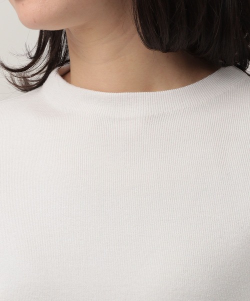 Elura(エルーラ)の「濃密なめらか袖コンニット(ニット/セーター・レディース・ブラック・MEDIUM/SMALL/LARGE)」の10枚目の写真