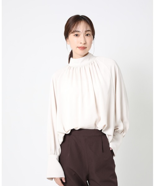 ONE'S TRUE（ワンズトゥルー）の「スタンドカラーブラウス（シャツ/ブラウス・レディース・ブラック/オフホワイト・M）」の9枚目の写真