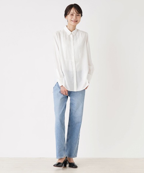 en recre（アンレクレ）の「ピンタックシャツブラウス（シャツ/ブラウス・レディース・オフホワイト/サックスブルー/ブラック・2）」の9枚目の写真